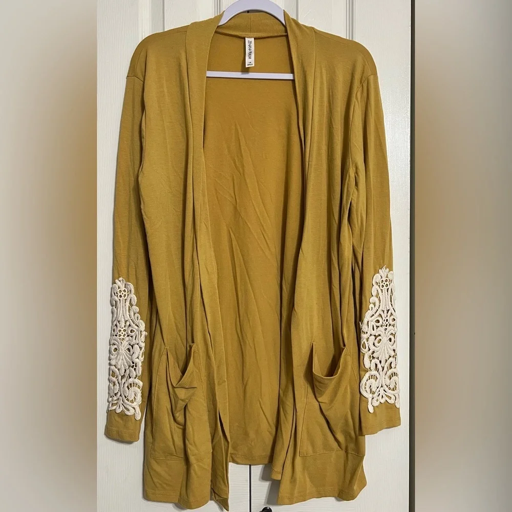 Zenana Premium Lt Mustard Open Cardigan with Lace Detail Sleeve Size 1X - Picture 2 of 7